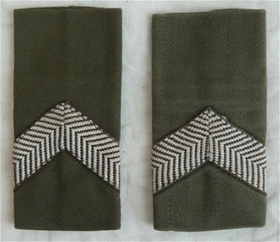 Rang Onderscheiding, Gevechtstenue, Korporaal Cavalerie, Koninklijke Landmacht, jaren'70/'80.(Nr.2) - 1