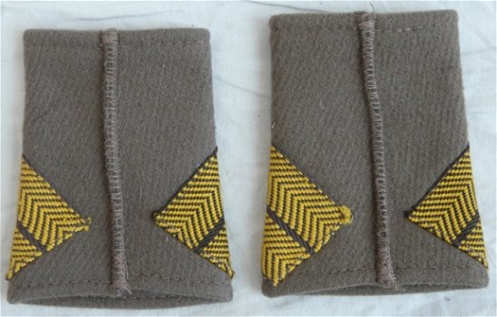 Rang Onderscheiding, Winterjas, Korporaal 1e Klasse, Koninklijke Landmacht, jaren'70/'80.(Nr.1) - 2
