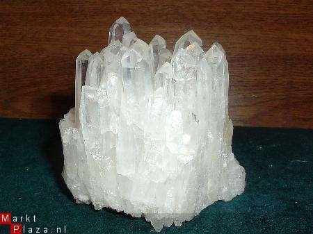 Mooie Cluster Quartz groep uit Colombia. - 1