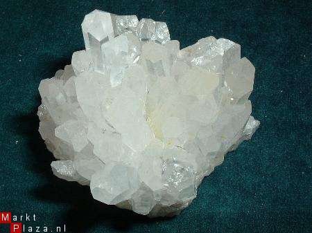 Mooie Cluster Quartz groep uit Colombia. - 1