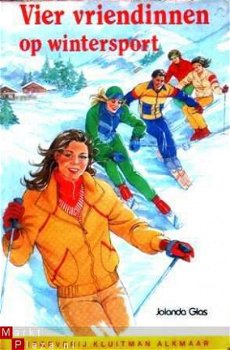 Vier vriendinnen op wintersport - 1