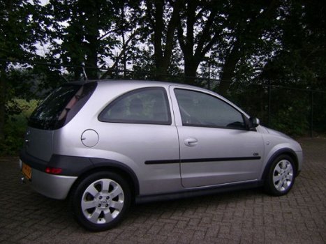 Opel Corsa - 1.8 16v gsi AIRCO - 1