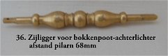 Zijligger voor bokkenpootachterlichter voor Fries uurwerk - 1 - Thumbnail