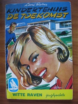 Kindertehuis De Toekomst - Leni Saris - 1