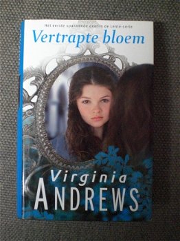 Vertrapte bloem Deel 1 Lenteserie Virginia Andrews - 1