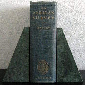 An African Survey 1938 Hailey HC Studie over Afrika R6526 - 1