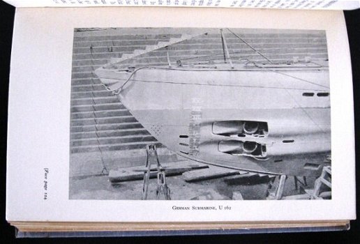 The Romance of the Submarine [c. 1930] Jackson Onderzeeërs - 7