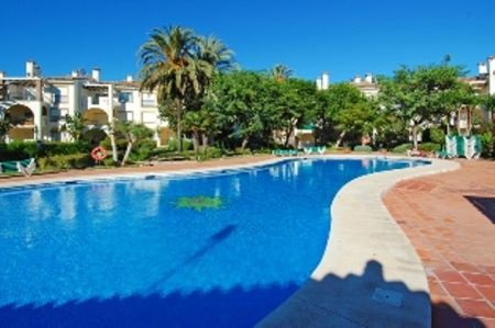 Penthouse te koop direct aan t strand Marbella - 2