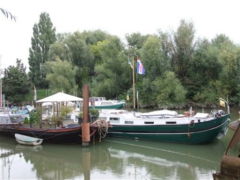 Woonschip v.v. vaste ligplaats Krimpen a/d IJssel, lage woonkosten, ideale maten Frankrijk - 1