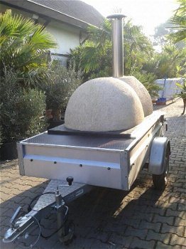 Pizza-oven te huur op aanhangwagen/ houtgestookte AMALFI FAMILY OVEN - 6