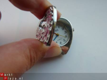 Sleutelhanger/horloge hart met bloemetjes (fuchsia/roze) - 2