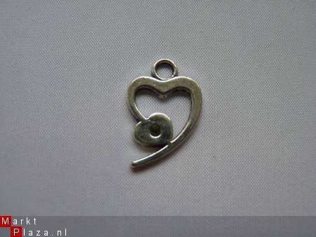 Tibetaans zilveren bedel - dubbel hart - 1