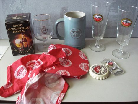 Diverse Amstel bierglazen, retro pul, pet en flesopeners 2 x Amstel Gold 1 nog in doos 2 glazen Amst - 1