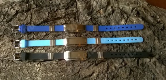 Armband met naam en verstelbare band, wij graveren deze armband gratis - 1