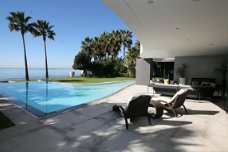 Moderne strand villa Marbella te koop Spanje