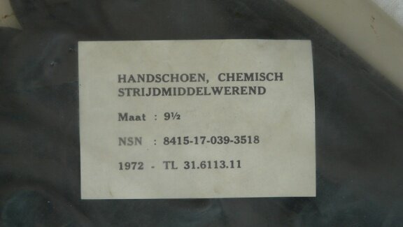 Handschoenen, NBC, Chemisch Strijdmiddelwerend, Koninklijke Landmacht, maat: 9½, 1972.(Nr.1) - 1