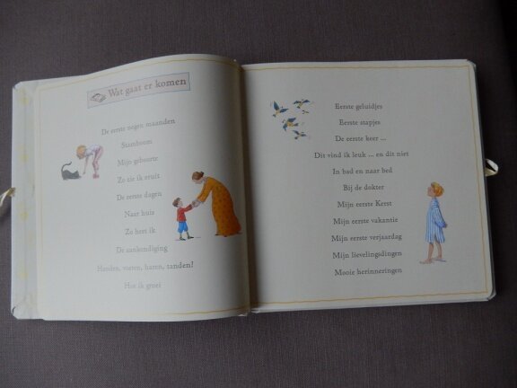 Baby's eerste boek - met leuke kinderversjes - Afbeelding 2