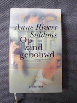 Op zand gebouwd Anne Rivers Siddons - 1