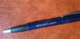 Blauw metalen pen met je naam gratis gegraveerd - 1 - Thumbnail