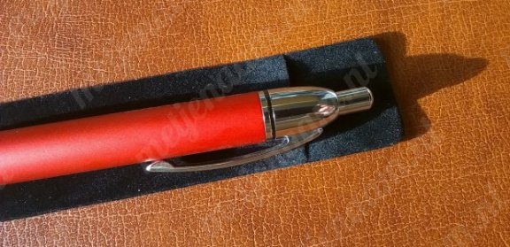 Rood metalen pen met je naam gratis gegraveerd - 3