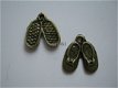 bedeltje/charm schoenen:babyschoentjes brons - 17x16 mm - 1 - Thumbnail