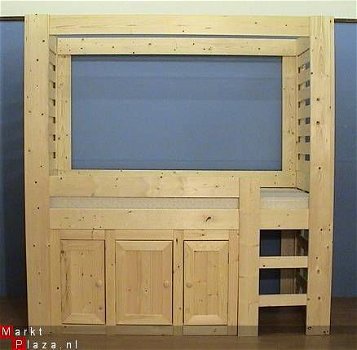 houten HOOGSLAPER model boomhut met 3-deurskast - 1