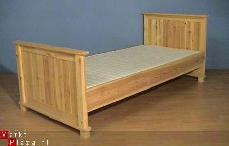 massief houten bed BOBBY hoog - 1