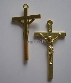bedeltje/charm religie:kruisje 8 goud - 35x19 mm