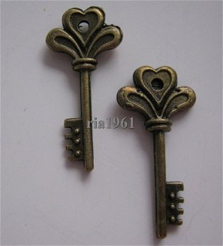 bedeltje/charm sleutel:sleutel 14 brons - 30 mm - 1