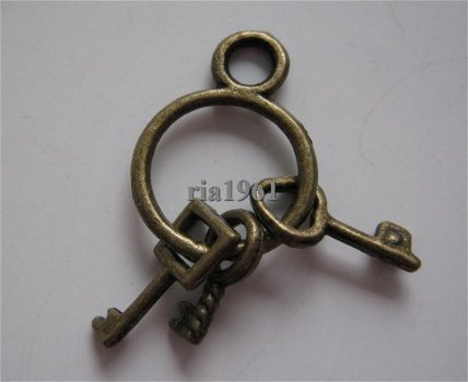 bedeltje/charm sleutel:sleutelbos brons - 27 mm - 1