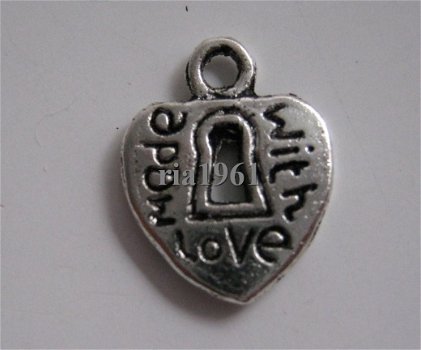 bedeltje/charm sleutel:slotje made with love -12x10 mm - 1