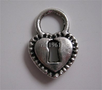 bedeltje/charm sleutel:slotje hart -17 x 12 mm - 1
