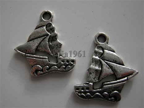 bedeltje/charm zee:zeilboot - 19x14 mm - 1