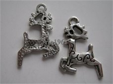 bedeltje/charm dieren:hertje -23x14 mm