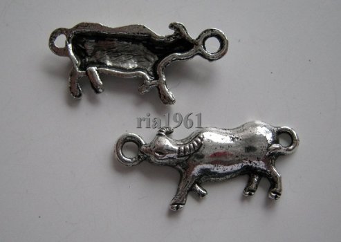 bedeltje/charm dieren: stier/os - 23x10 mm - 1