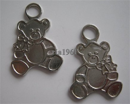 bedeltje/charm dieren :beertje (plat) - 28 mm - 1