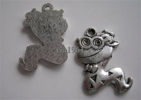 bedeltje/charm dieren:slang met bril - 22x16 mm - 1