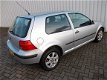 Volkswagen Golf - 2.0 Comfortline - 1 - Thumbnail