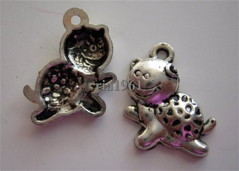 bedeltje/charm dieren:lachende schildpad - 22x18 mm - 1