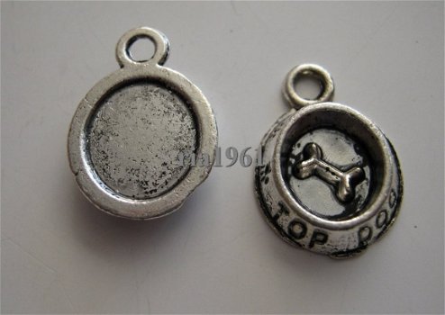 bedeltje/charm dieren:hondenbakje - 15x11 mm - 1