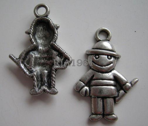 bedeltje/charm kind :jongen grt - 22x18 mm - nr. 1