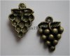 bedeltje/charm fruit:druiventros brons - 20x14 mm - 1 - Thumbnail