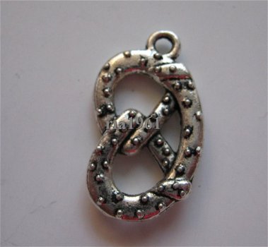 bedeltje/charm keuken : krakeling - 23x13 mm - 1