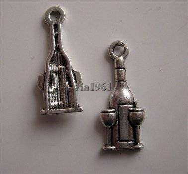 bedeltje/charm keuken: wijnfles met glazen : 20x8 mm - 1