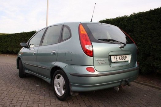 Nissan Almera - 2.2DI ambience - 1