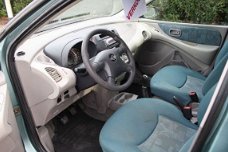 Nissan Almera - 2.2DI ambience