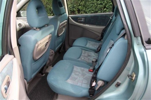 Nissan Almera - 2.2DI ambience - 1