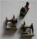 bedeltje/charm handwerken:naaimachine klein 2 brons -15x12mm - 1 - Thumbnail