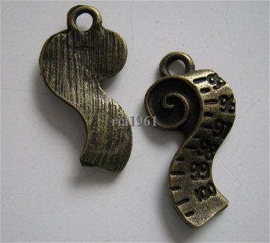 bedeltje/charm handwerken:centimeter 2 brons - 24x12 mm - 1