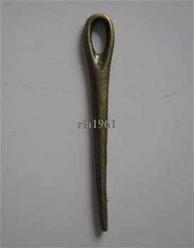 bedeltje/charm handwerken: naald brons - 39x6 mm - 1